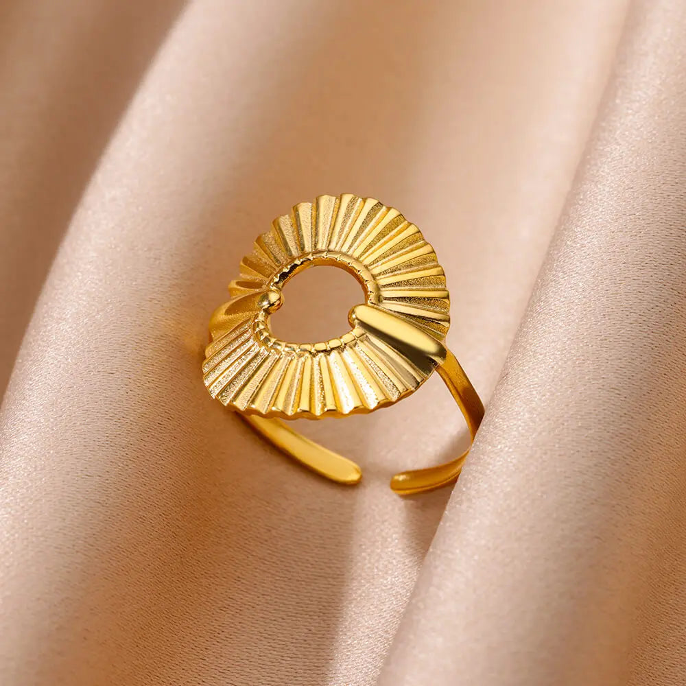 Vilaris Ring™ - Mizuho Jewelry