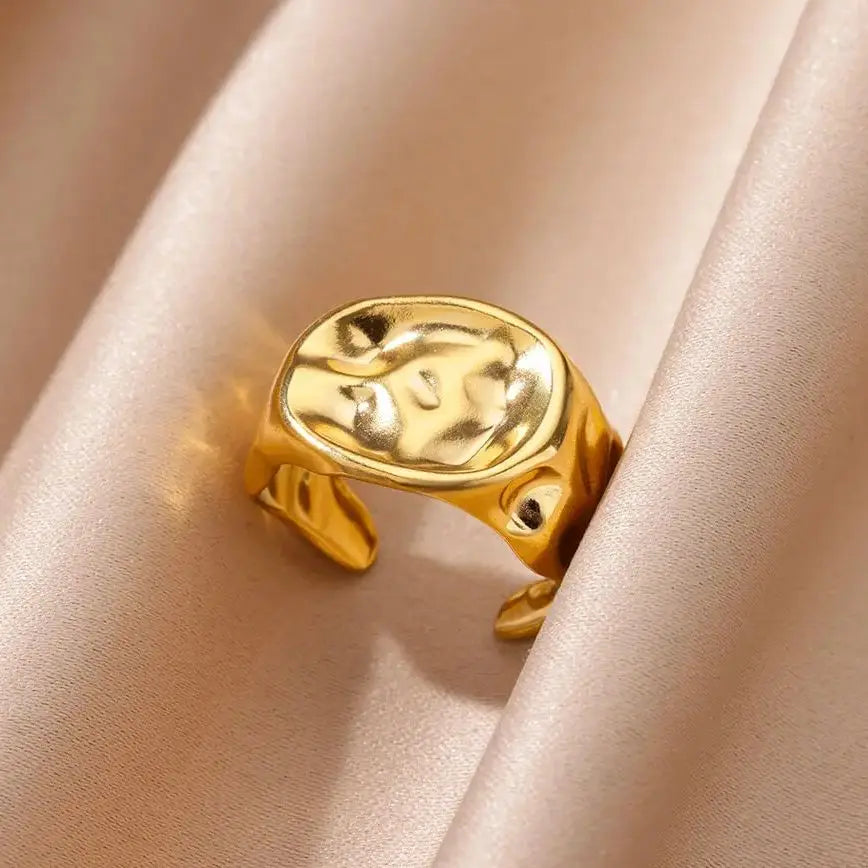 Nelora Ring™ - Mizuho Jewelry